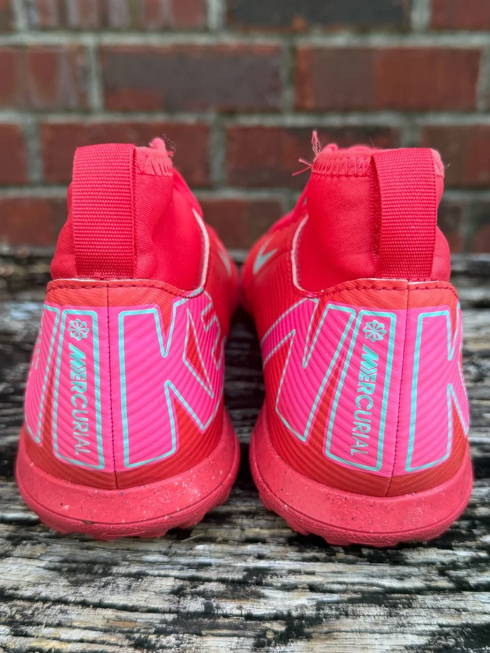 Nike Jr. Mercurial Superfly 10 Club TF Sz 5.5Y (Women-7)High-Top Soccer Shoes X2